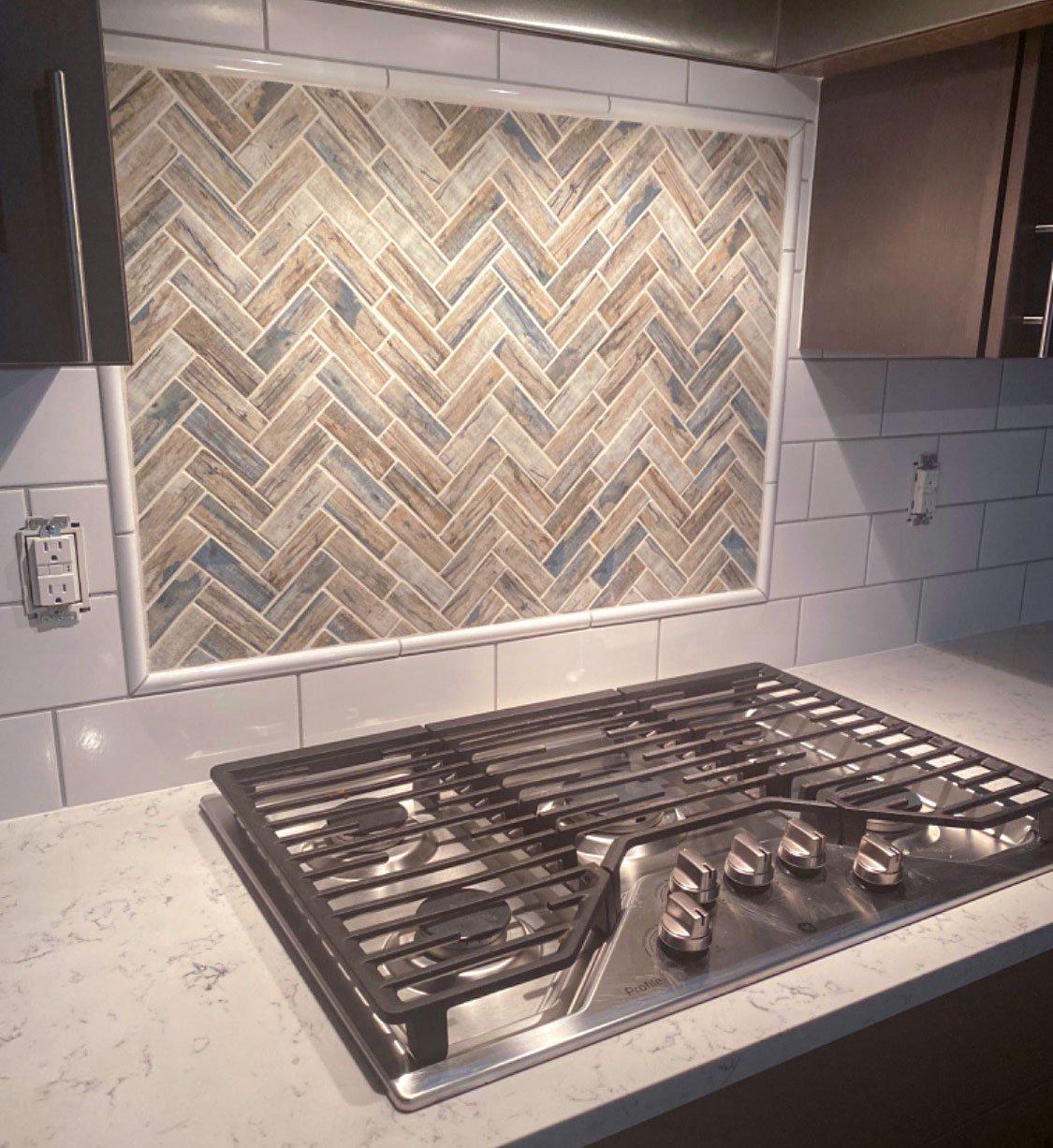 Recycled Glass Herringbone Mosaic In Blue Wood Color Backsplash Insert with White Subway Tile