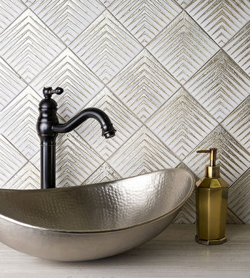ACCENT TILE