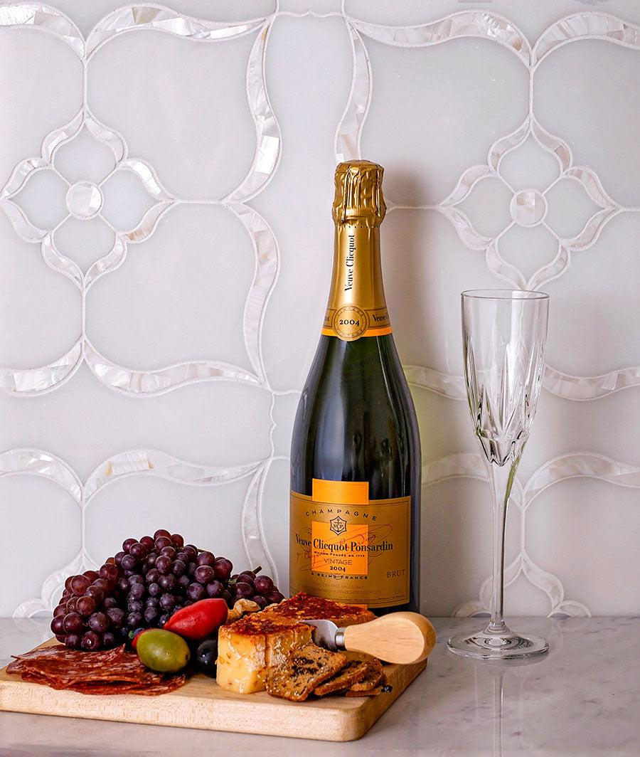 Pearl Waterjet Mosaic Tile for a Glamorous Kitchen Wall Backplash