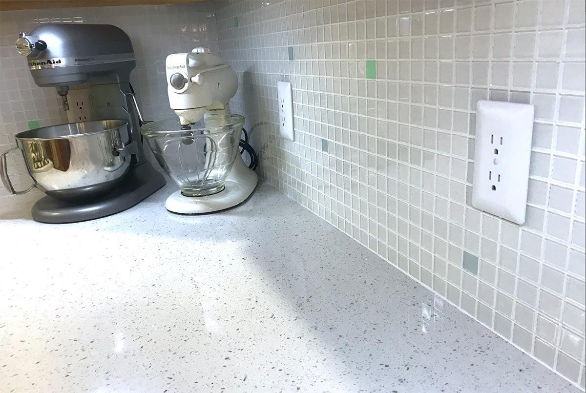 Glacier Pure White 1X1 Frosted Glass Tile | Tile Club