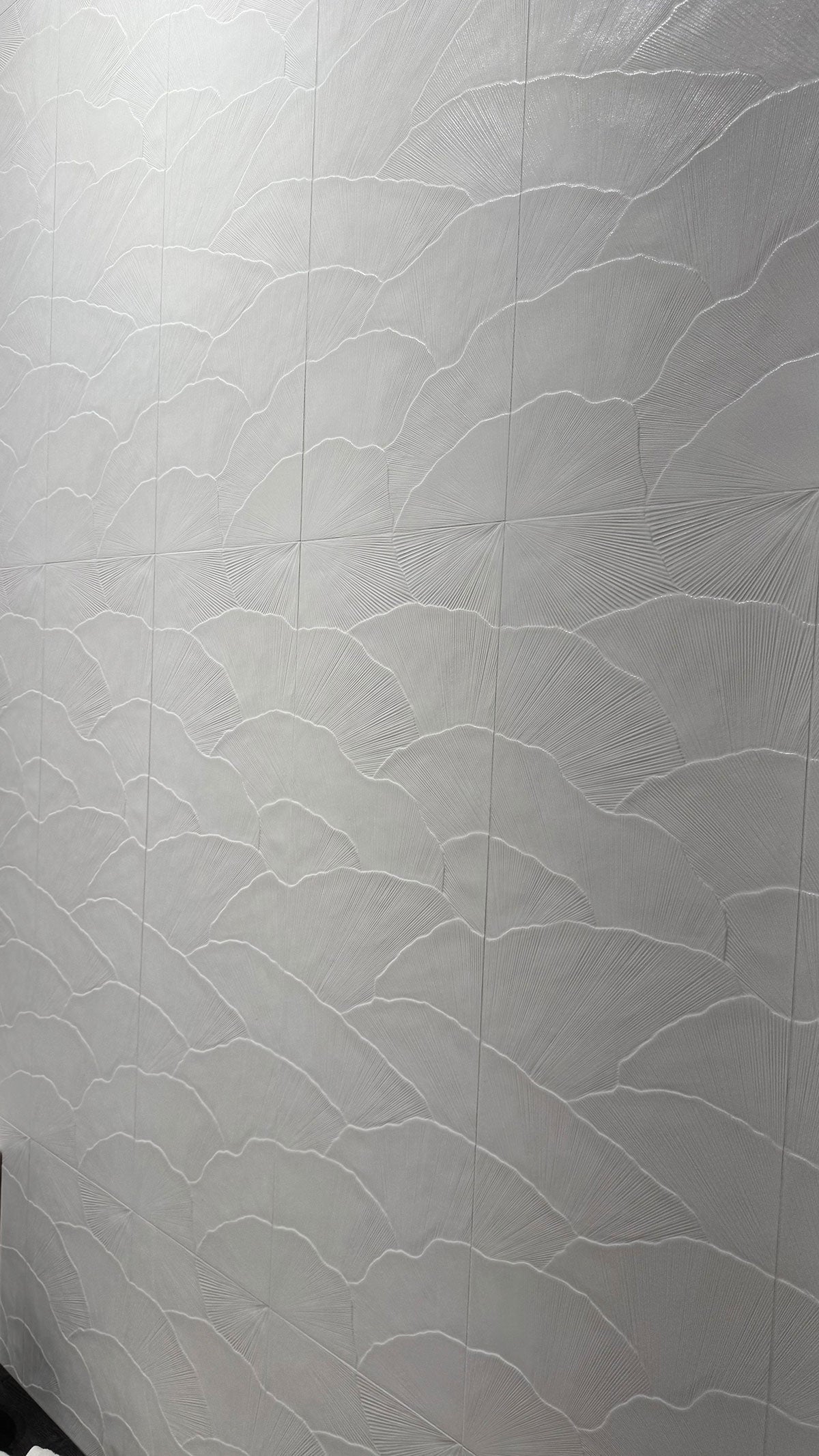 Grazioso Gingko Ceramic Tile | Tile Club