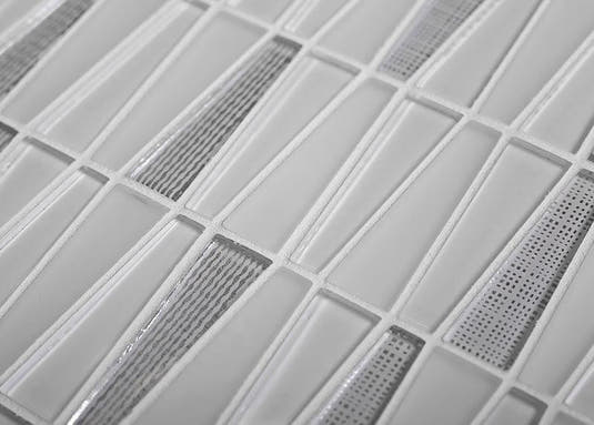 ICE WHITE TRIANGLE GLASS MOSAIC TILE