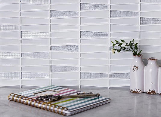 ICE WHITE TRIANGLE GLASS MOSAIC TILE