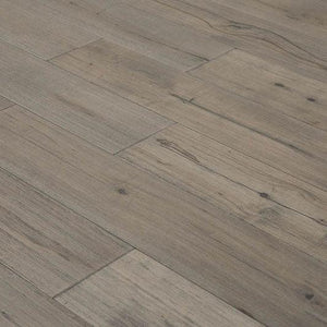 Loft Distressed Natural Maple Engineered Hardwood Sample