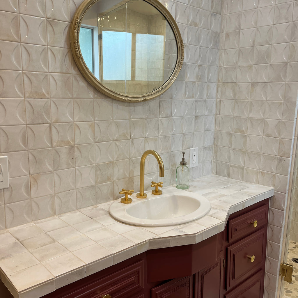 Luna Arc White 4x4 Ceramic Square Tile | Tile Club