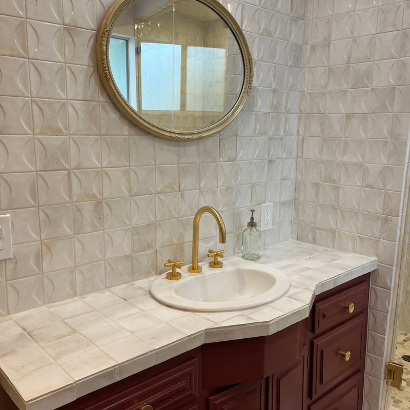 Luna Arc White 4x4 Ceramic Square Tile | Tile Club