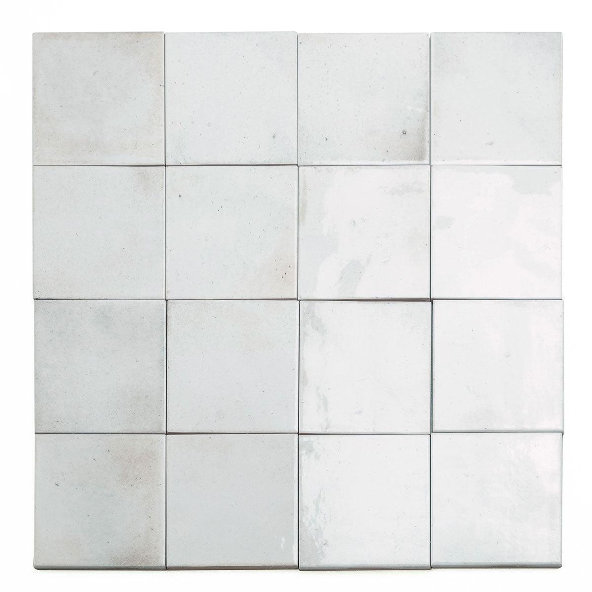 Luna White 4x4