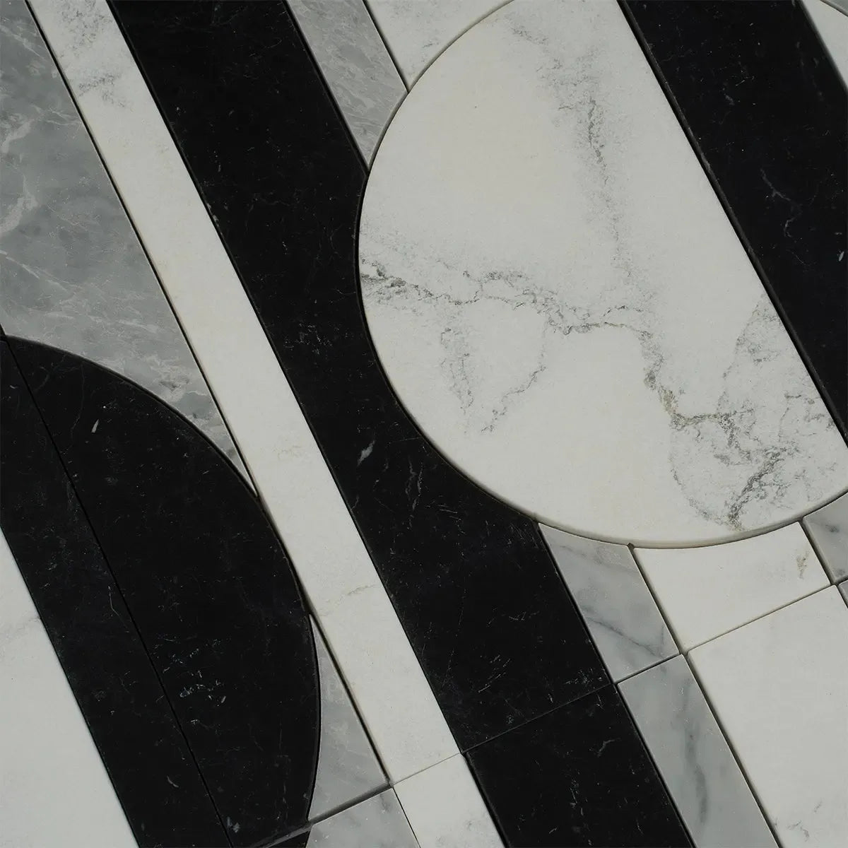 Pictoria Eclipse Bold Waterjet Mosaic Tile | Tile Club