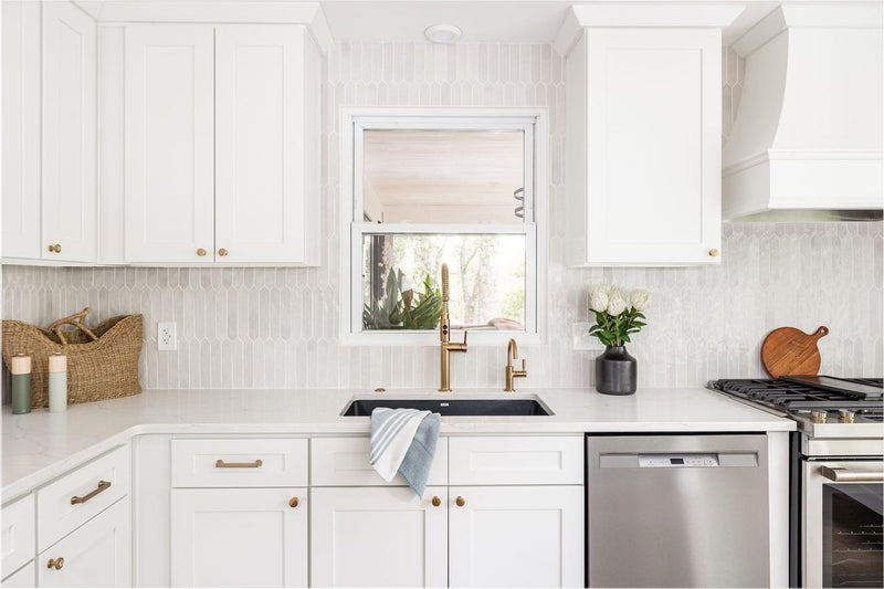 Picchetto Pearl Gloss Ceramic Picket Tile | Tile Club