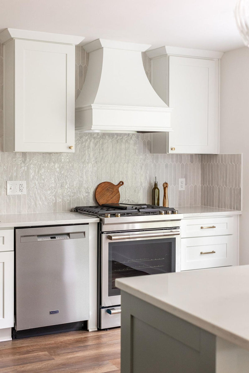 Picchetto Pearl Gloss Ceramic Picket Tile | Tile Club