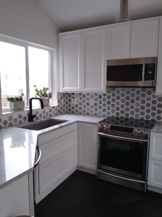 Selo Grand Hexagon Carrara And Thassos Marble Mosaic | Tile Club