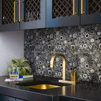 Black and silver gear pattern tile with steampunk style