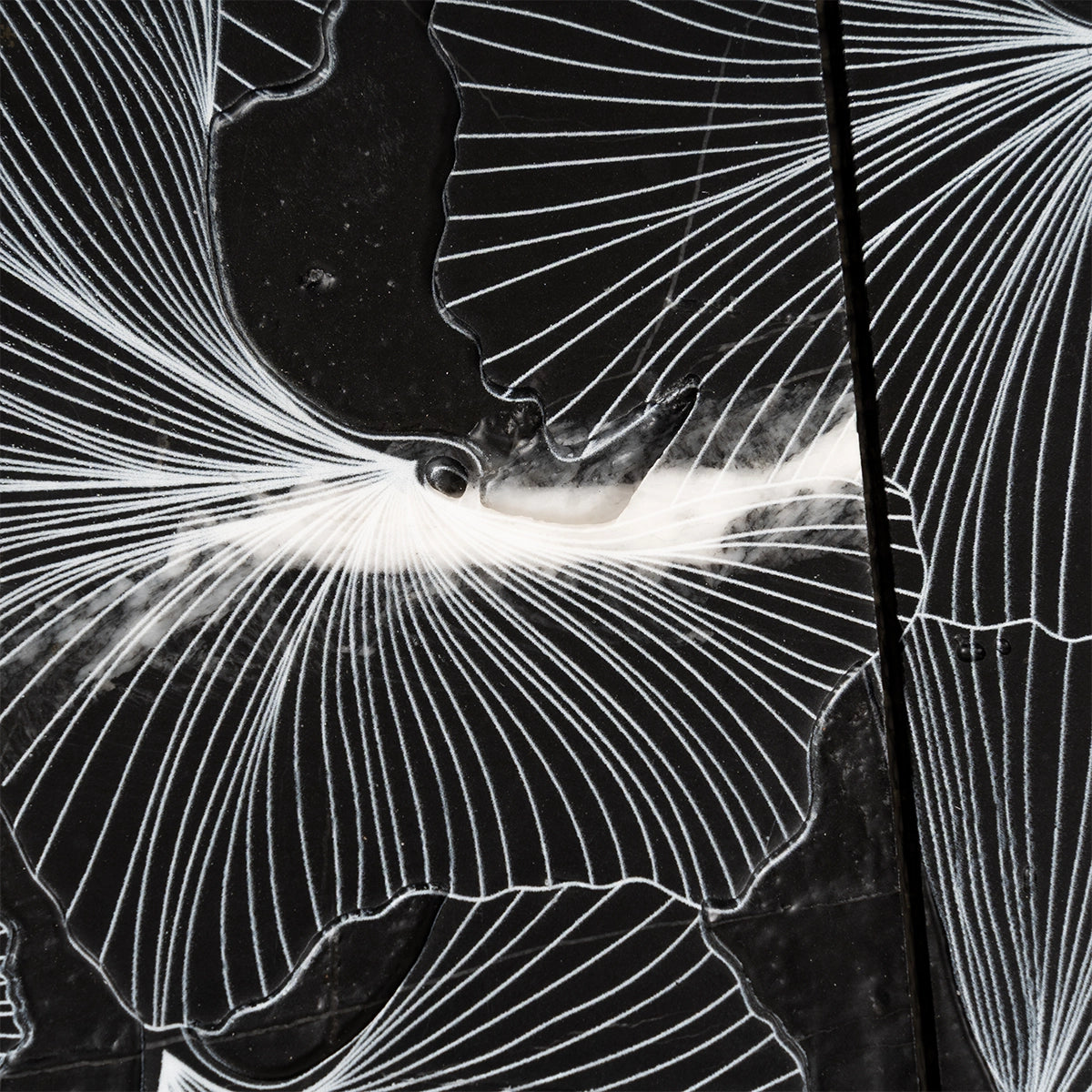 Bluma Gingko Black Etched Marble Mosaic