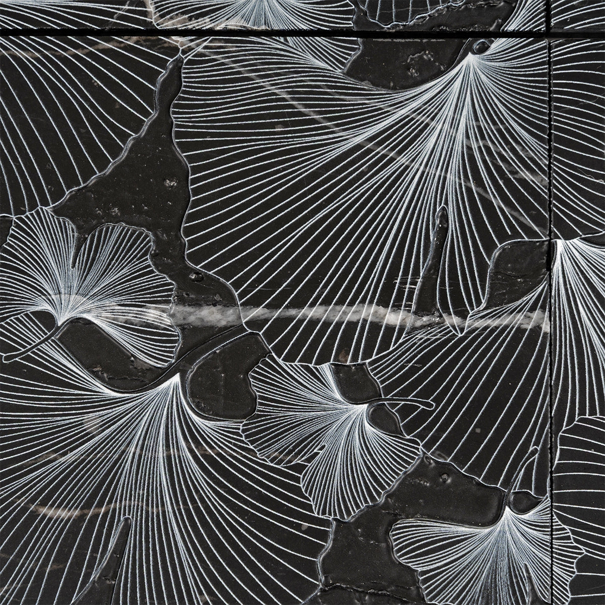 Bluma Gingko Black Etched Marble Mosaic