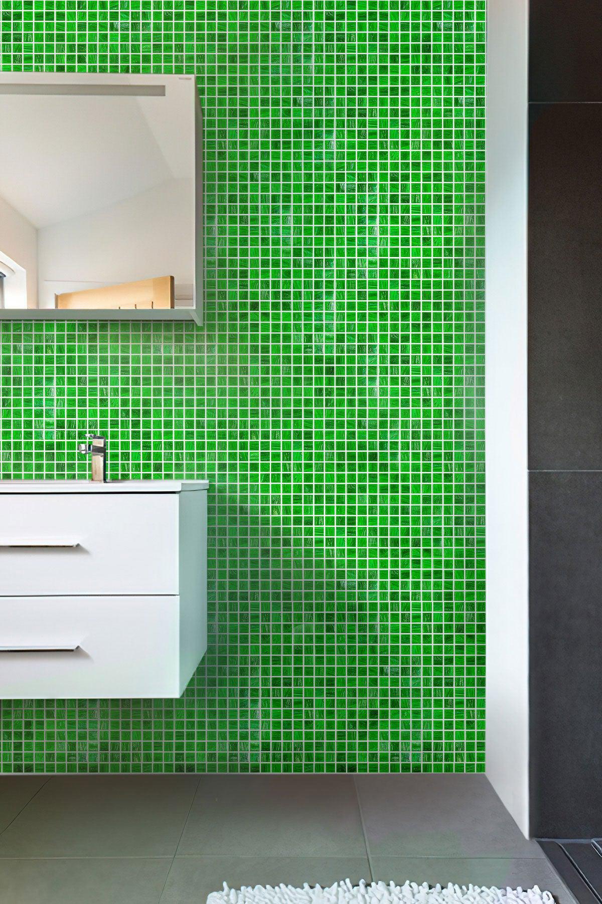 Brushed Emerald Green Squares Glass Pool Tile Bathroom Backsplash