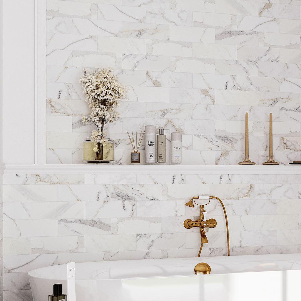 Calacatta Gold Marble Subway Tile Bathrub Surround