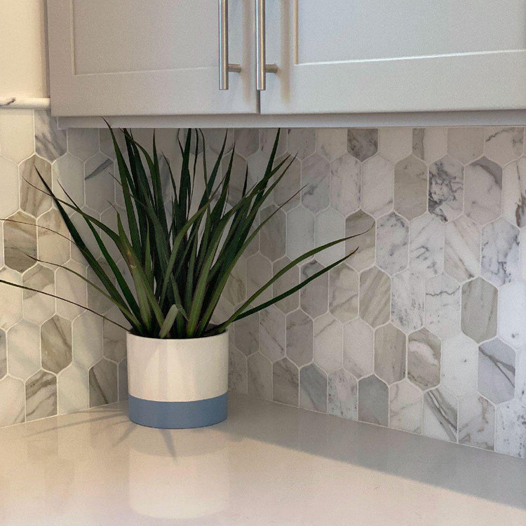 Calacatta Gold Marble Kitchen Tile Design
