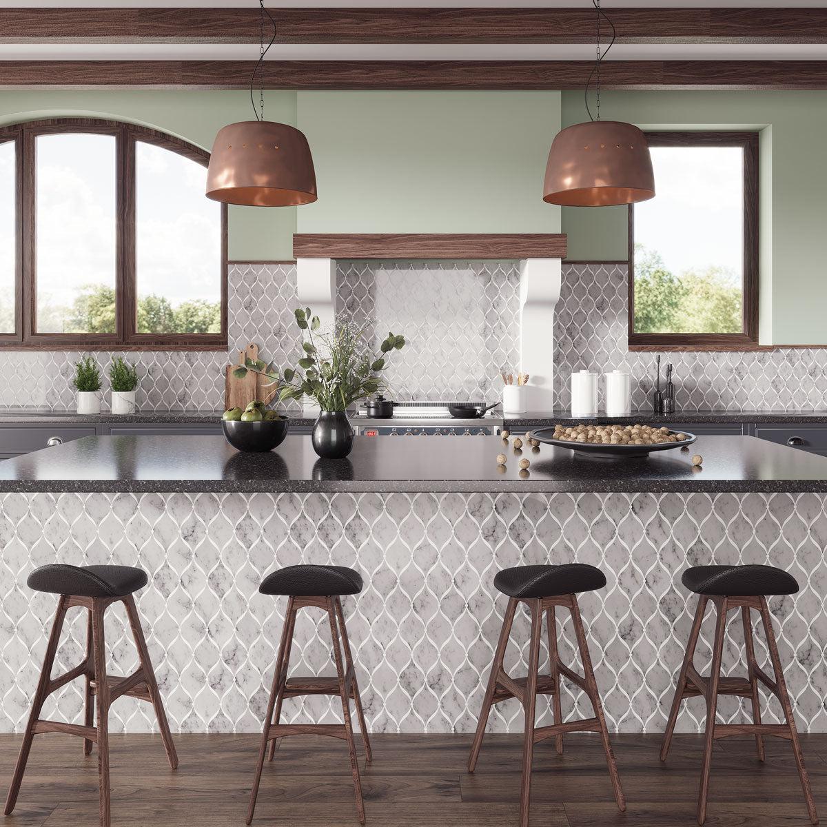 Organic modern kitchen style with gray and white marble lantern tile on the backsplash and island