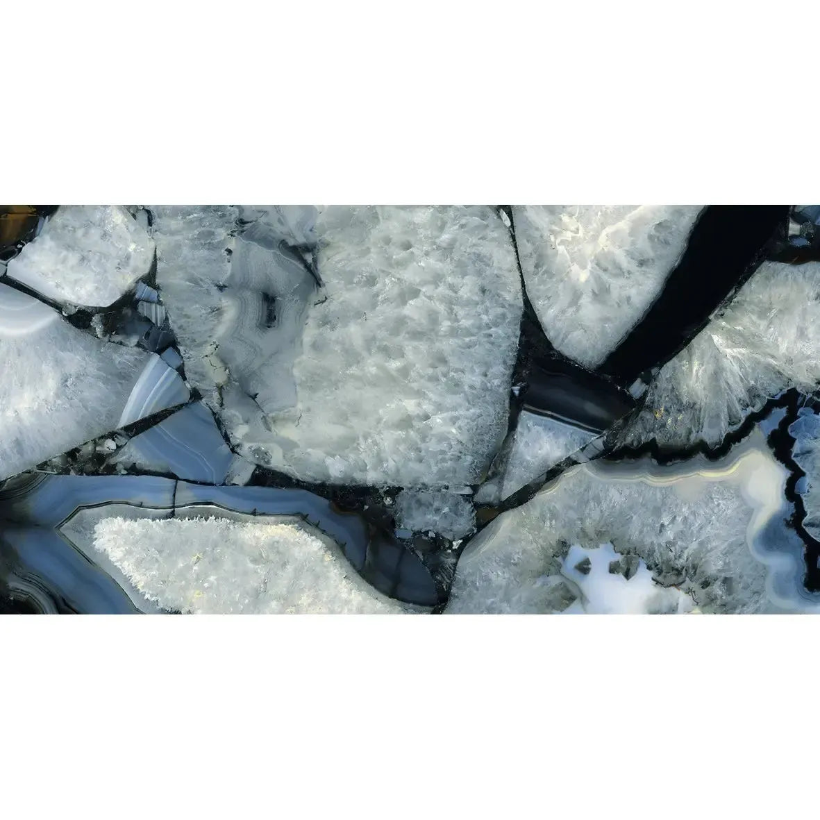 Emporio Agate Geode Blue 24x48 Porcelain Tile Sample