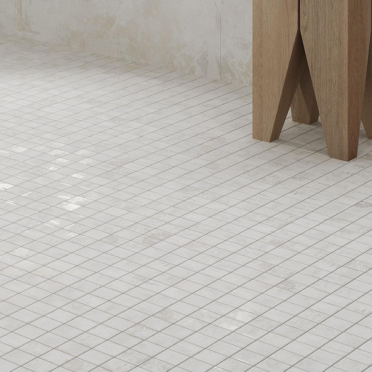 Gilded Age White Natural Mosaic Shower Floor