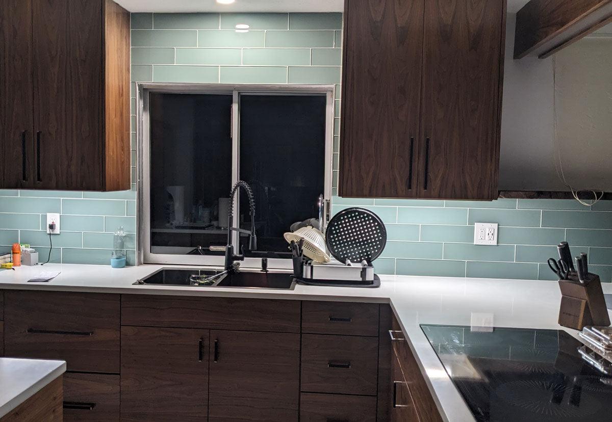Glacier Breeze 4X16 Polished Glass Tile