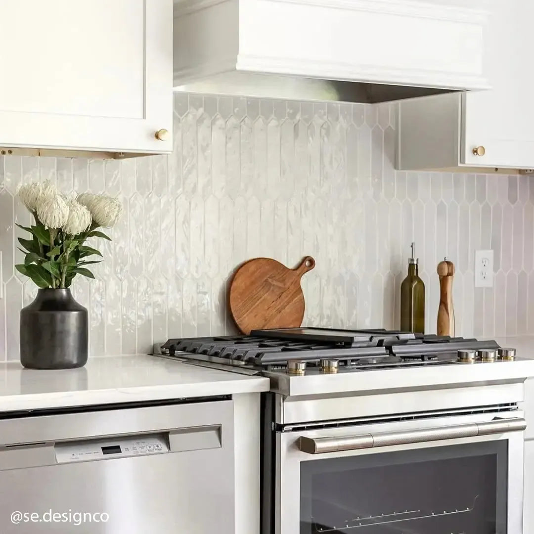 White Picket kitchen backsplash tile