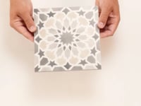 Amira Taupe Sample