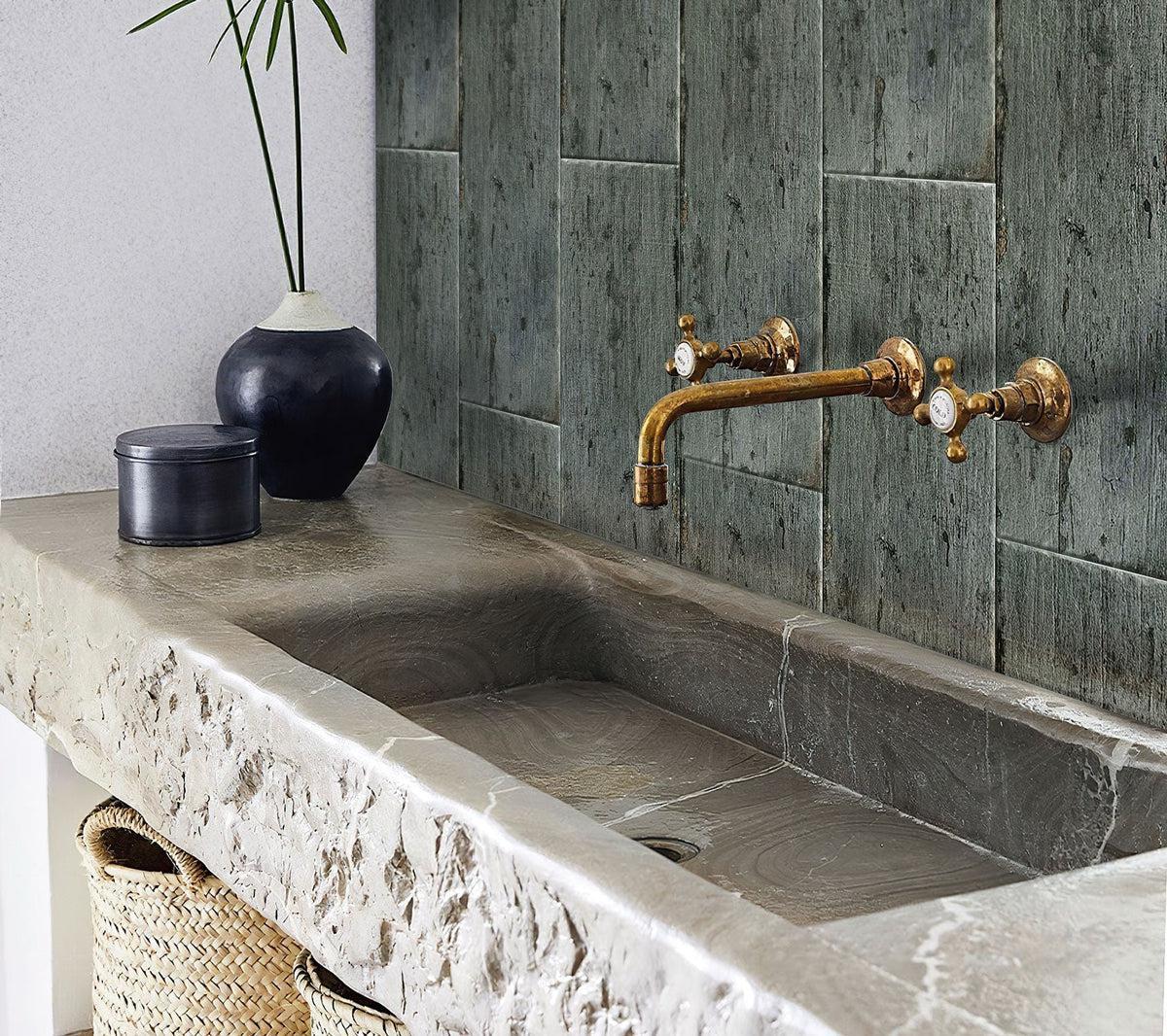Retro Cendra Wood-Look Porcelain Tile 21X60 | Farmhouse Decor