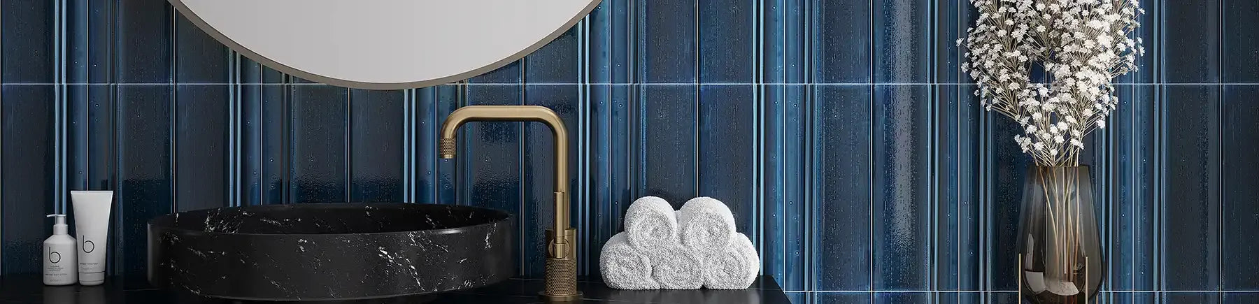 struktura-blue-dimensional-porcelain-tile-bathroom_CQqT.webp