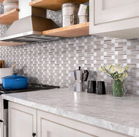 White and wood beige kitchen with marble mosaic backsplash