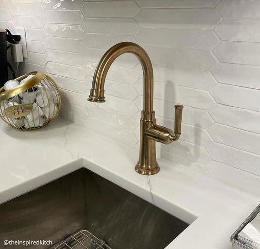 Picchetto White Gloss Ceramic Picket Tile | Tile Club