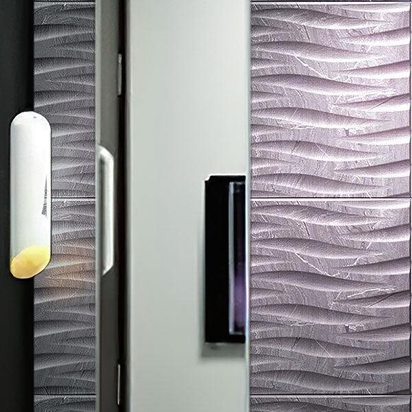 Modern Lamp & Mirror on Varana Morengo Decor Wall