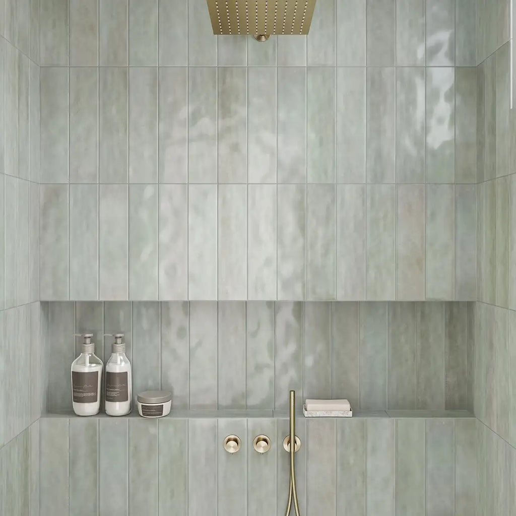 Vinton Hijau Gloss Ceramic Subway Tile Sample 4"x16"