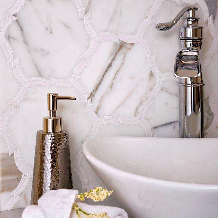 Wavy Hex Calacatta Gold & Thassos Mosaic Tile